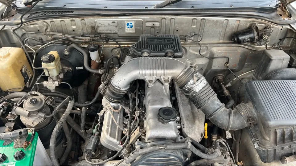 2002 Mazda 2500 Fighter V 3
