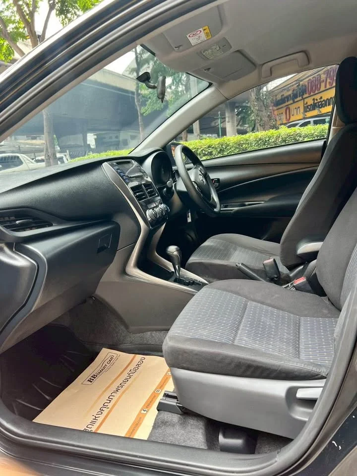 2021 Toyota Yaris ATIV III 3