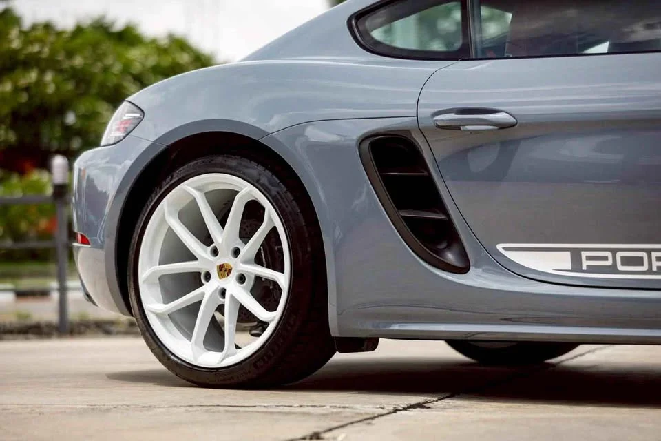 2025 Porsche 718 Boxster and Cayman IV 3