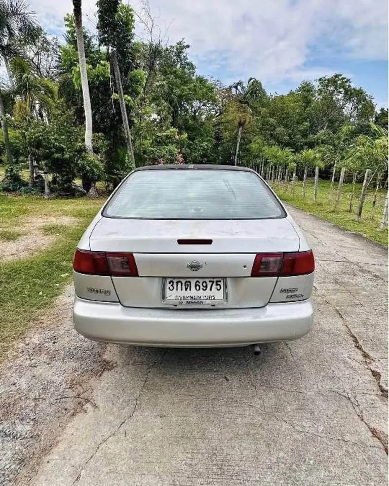 2002 Nissan Sunny IV 3