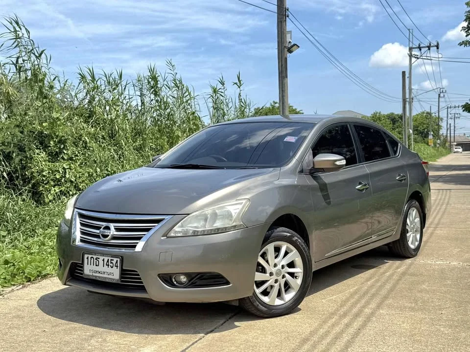 2013 Nissan Sylphy III (B17) 3