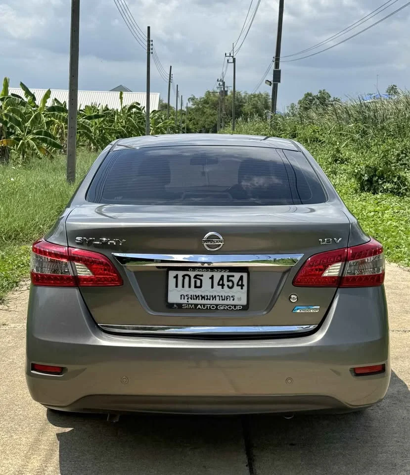 2013 Nissan Sylphy III (B17) 2