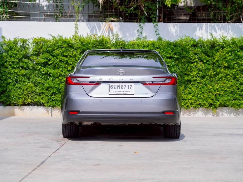 2025 Toyota Camry VIII (XV70) 2