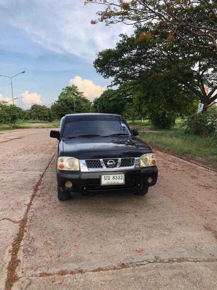 2004 Nissan Frontier I 2