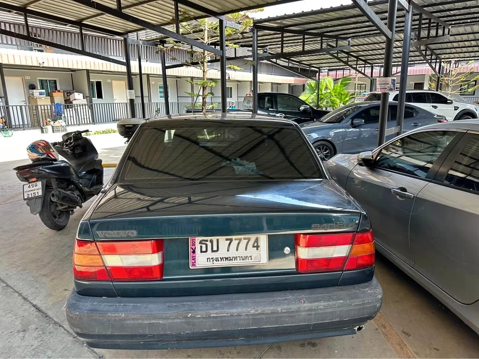 1997 Volvo 900 Series 2