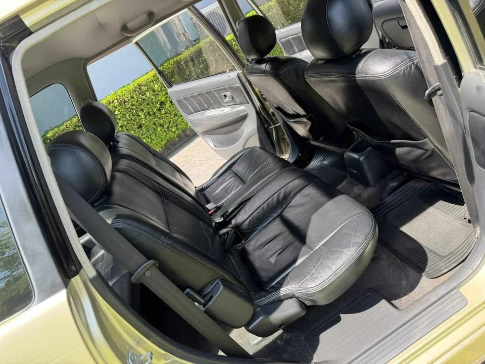 2005 Toyota Avanza I 2