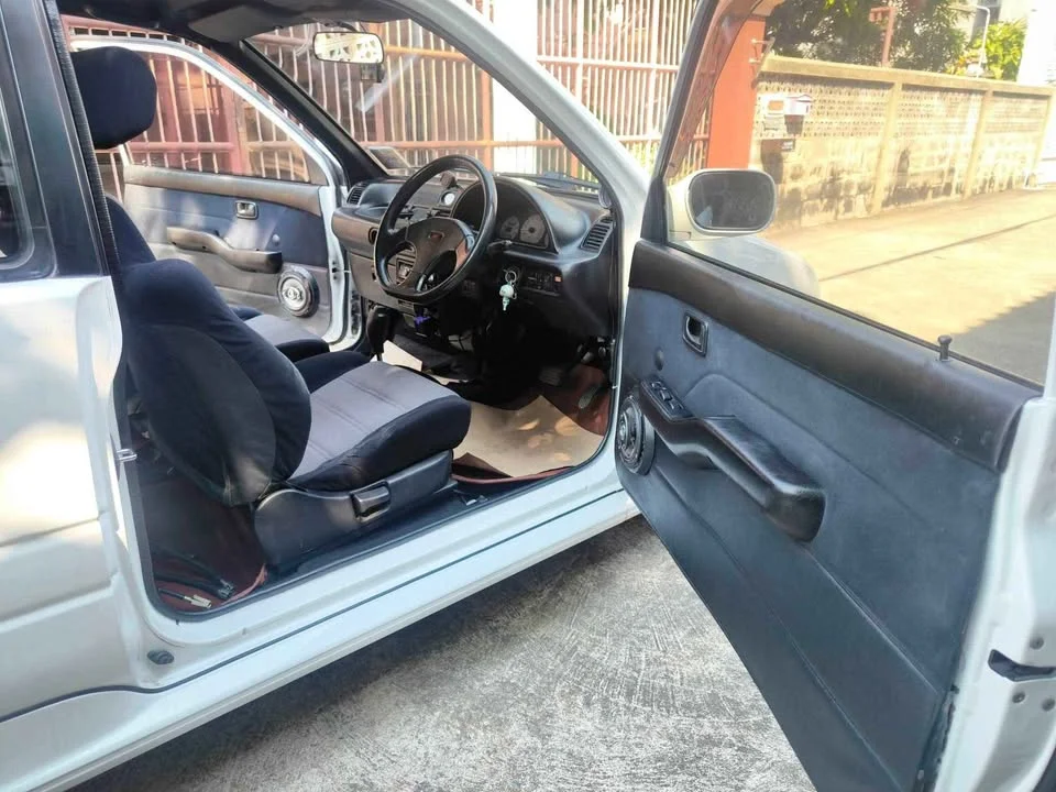 1991 Daihatsu Mira L200 3