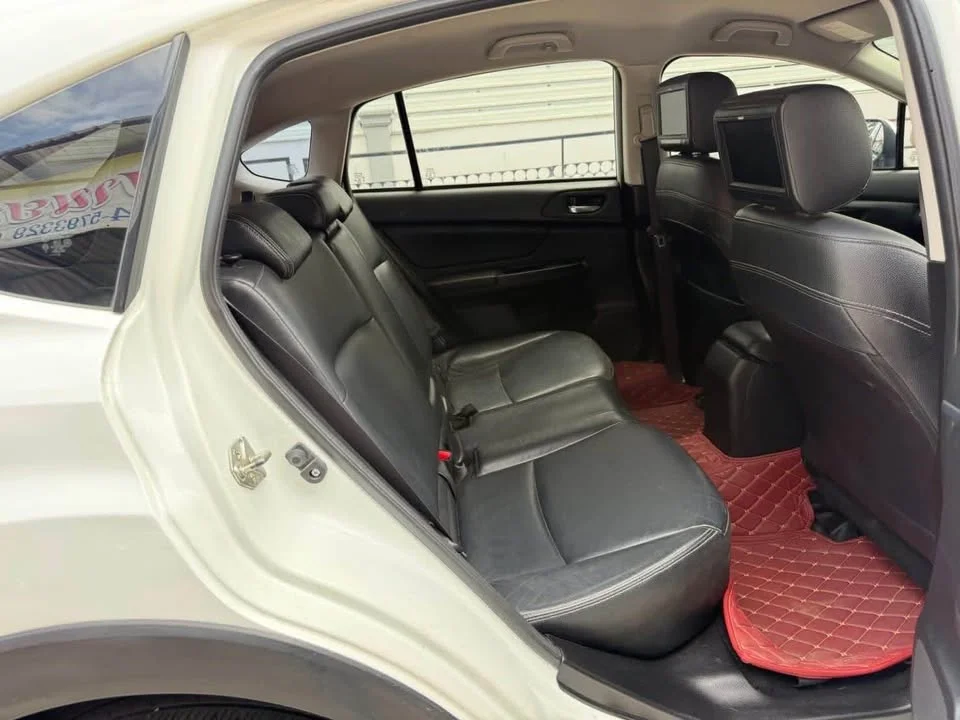 2013 Subaru XV I 2