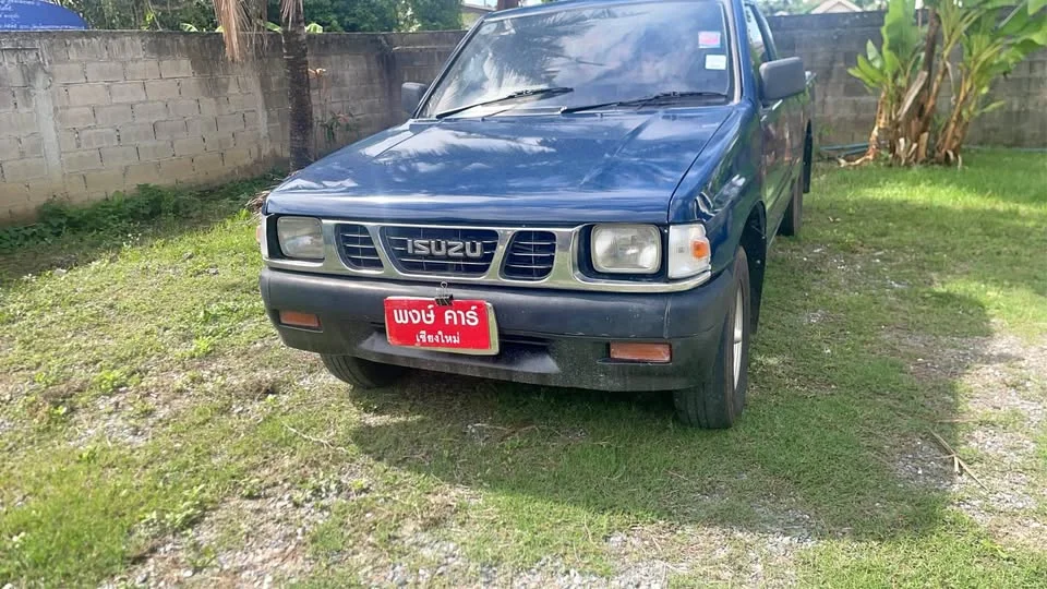 1995 Isuzu TFR III 3