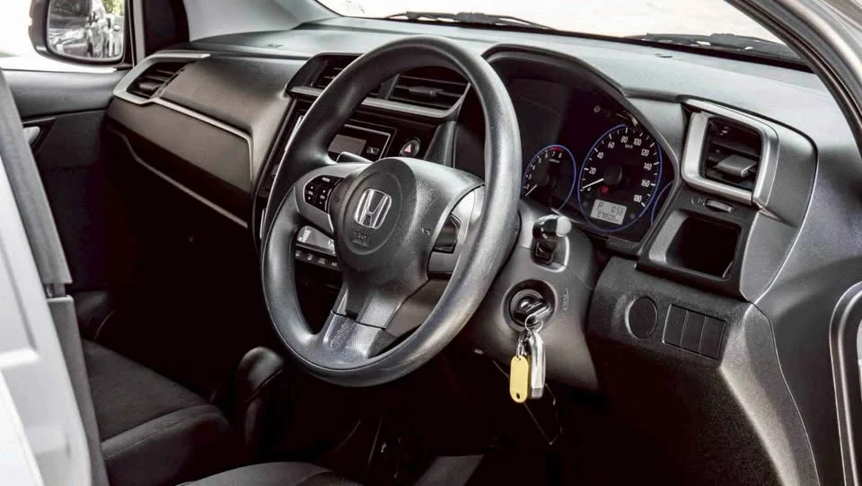 2017 Honda Brio Amaze I 3