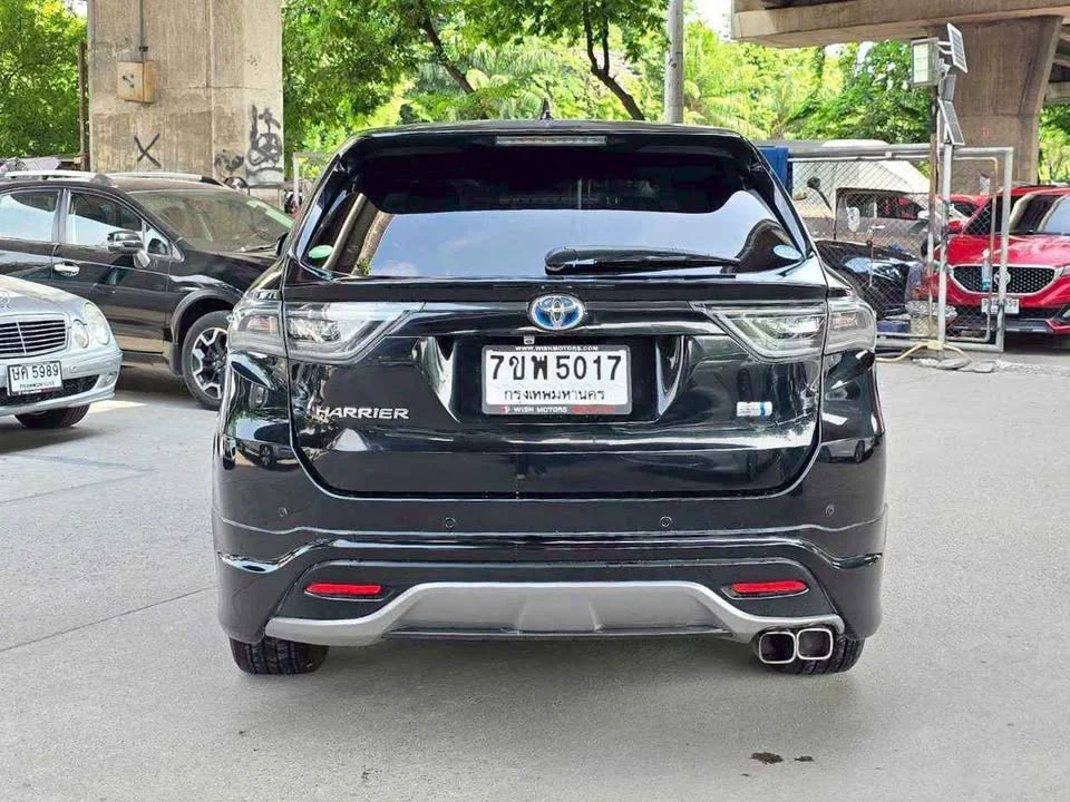 2014 Toyota Harrier III 2