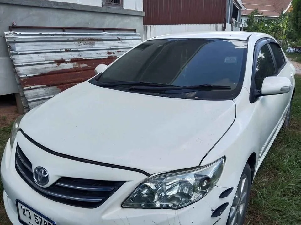 2011 Toyota Corolla Altis X (E140) 2
