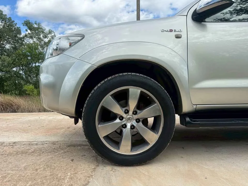 2009 Toyota Fortuner I 2