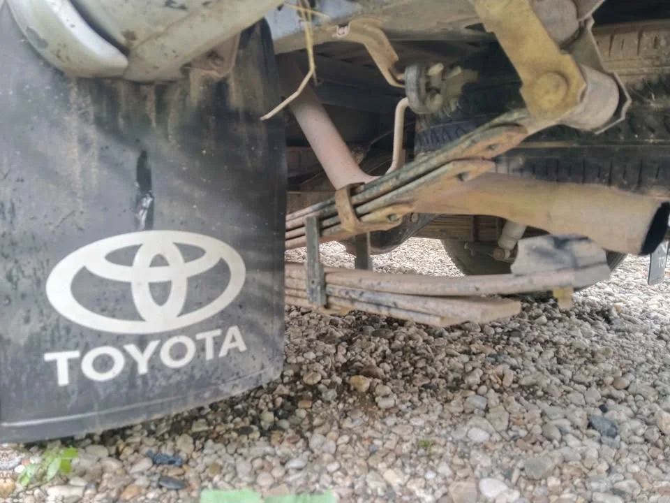 2000 Toyota Hilux Tiger VI 2