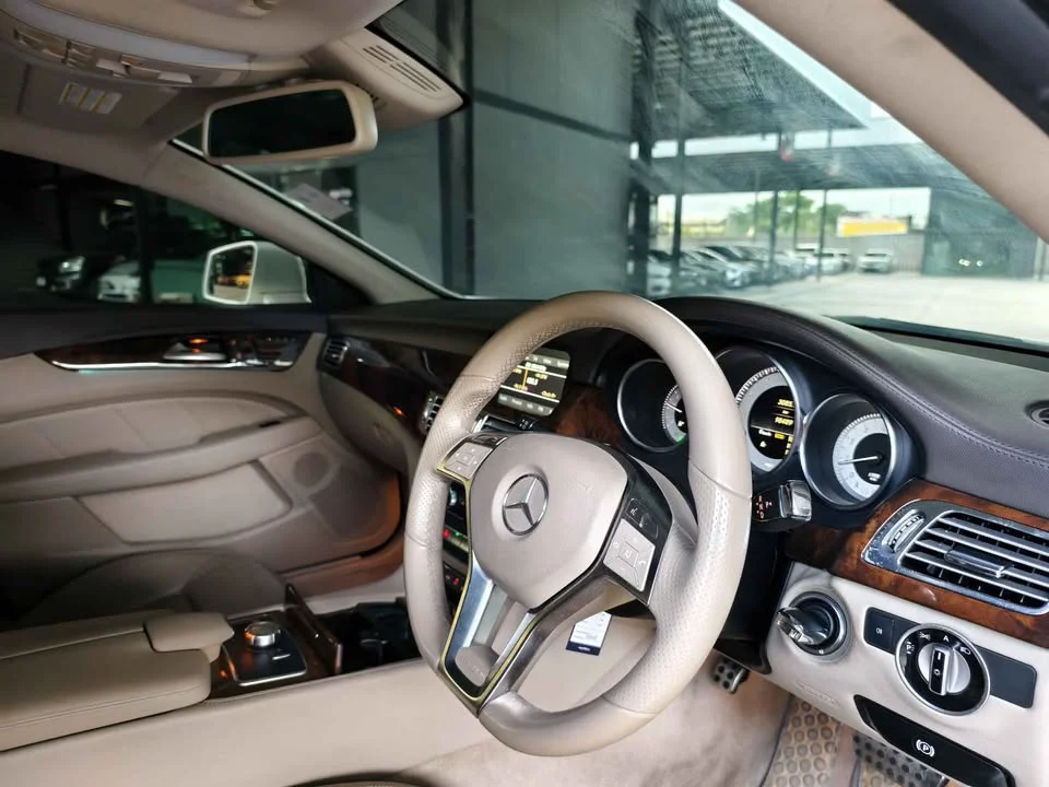 2011 Benz CLS-Class C218 3