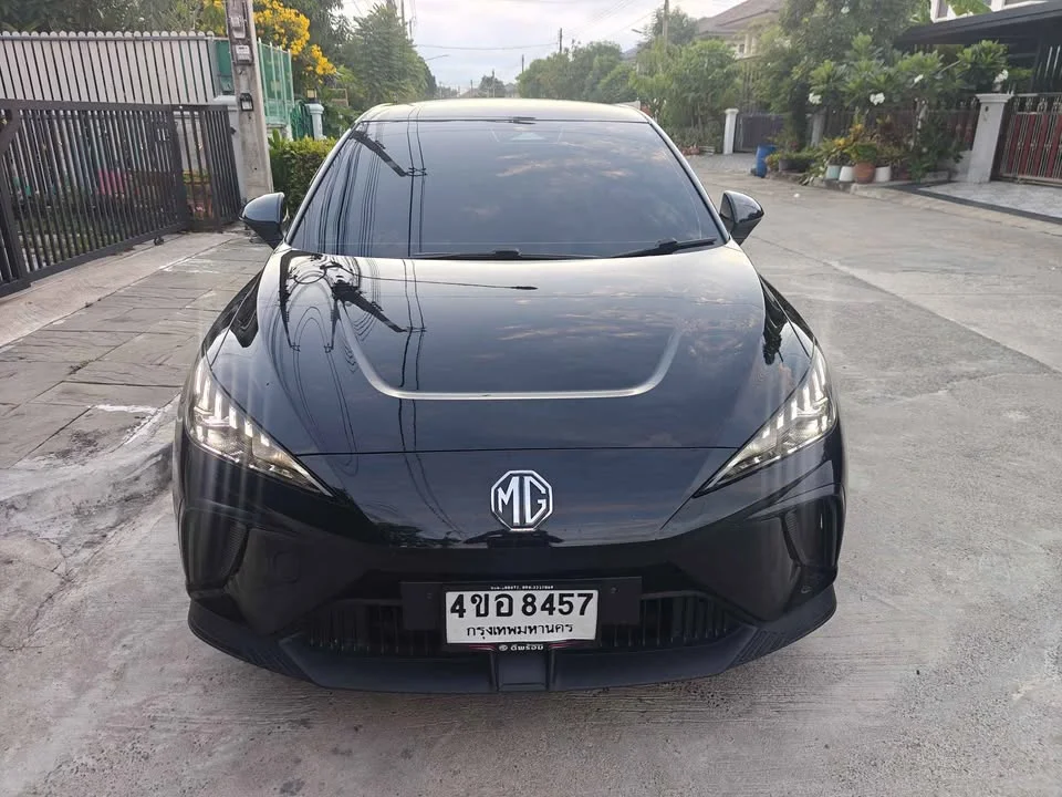 2025 MG 4 EV 3