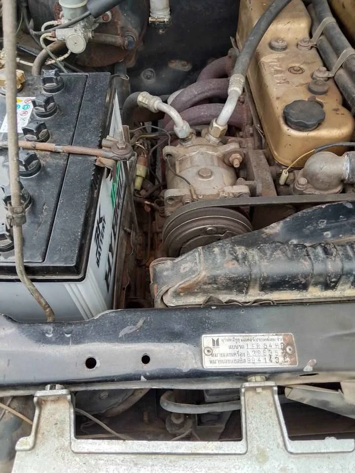 1990 Isuzu TFR III 3
