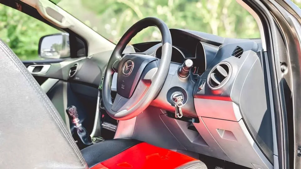 2015 Mazda BT-Series II 2