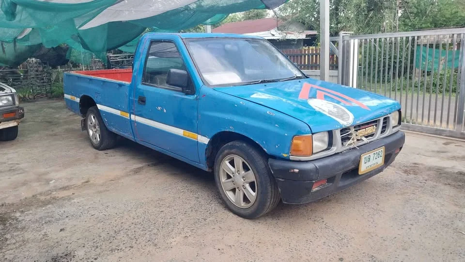 1994 Isuzu TFR III 3