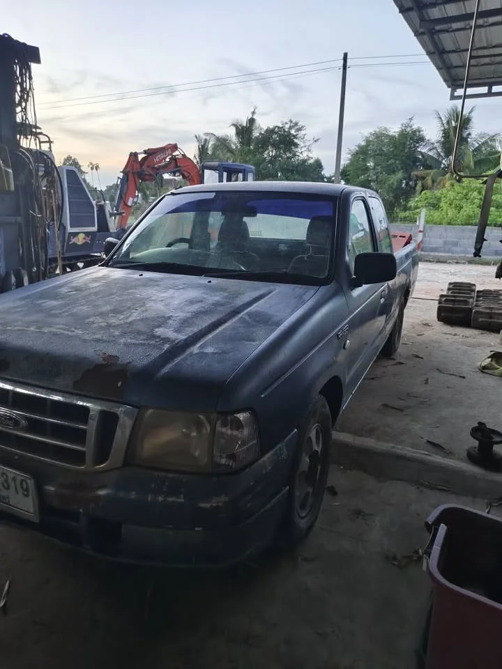 1999 Mazda 2500 Fighter V 3