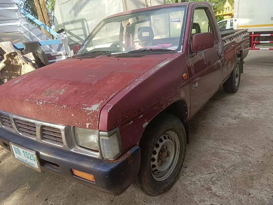 1994 Nissan Big M D21 3