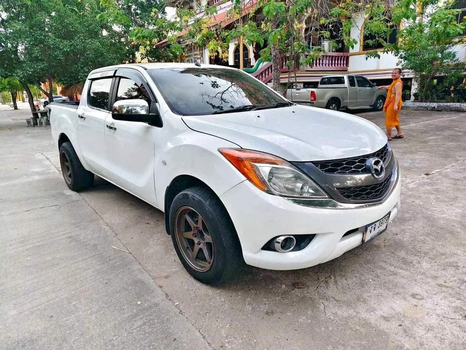 2012 Mazda BT-Series II 3