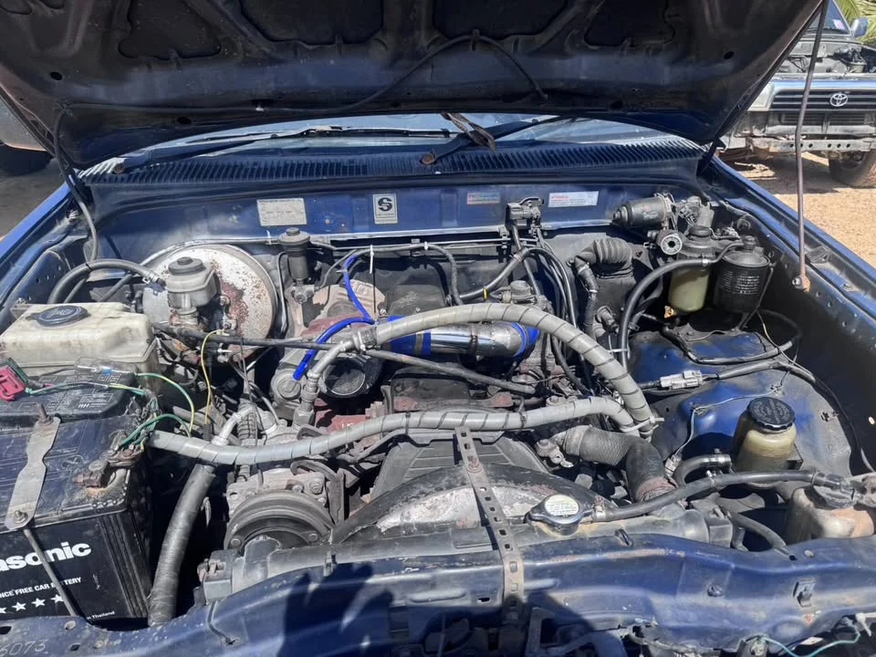 2001 Toyota Hilux Tiger VI 3