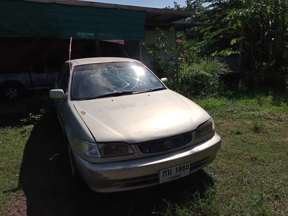 2001 Toyota Corolla Altis VIII (E110) 2