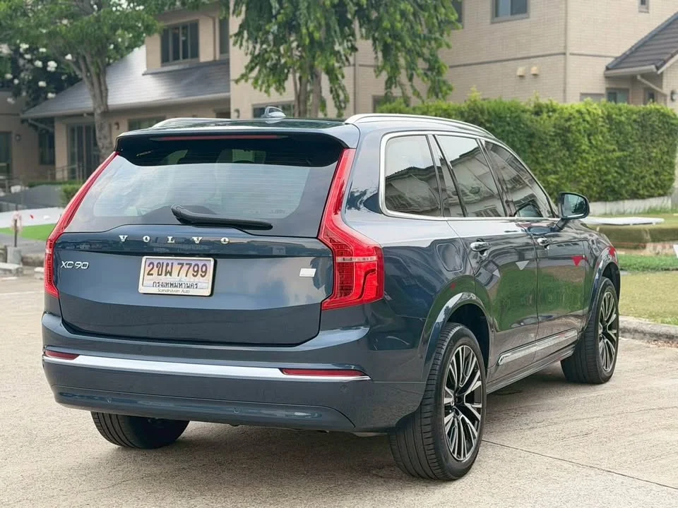 2022 Volvo XC90 II 2