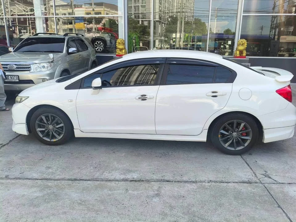 2012 Honda Civic IX 2