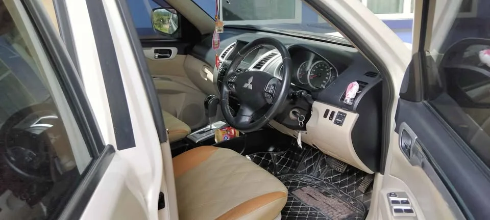 2011 Mitsubishi Pajero Sport II 3