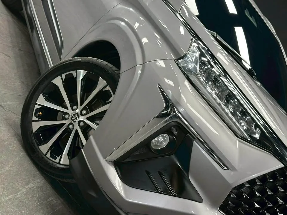 2023 Toyota Veloz III 3