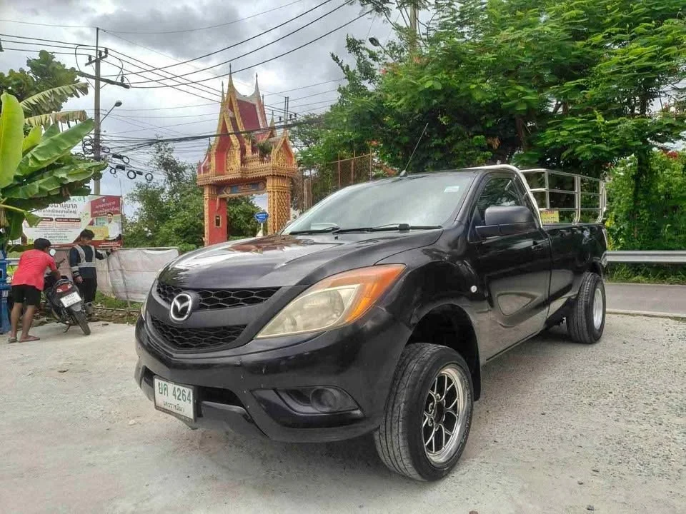 2013 Mazda BT-Series II 3