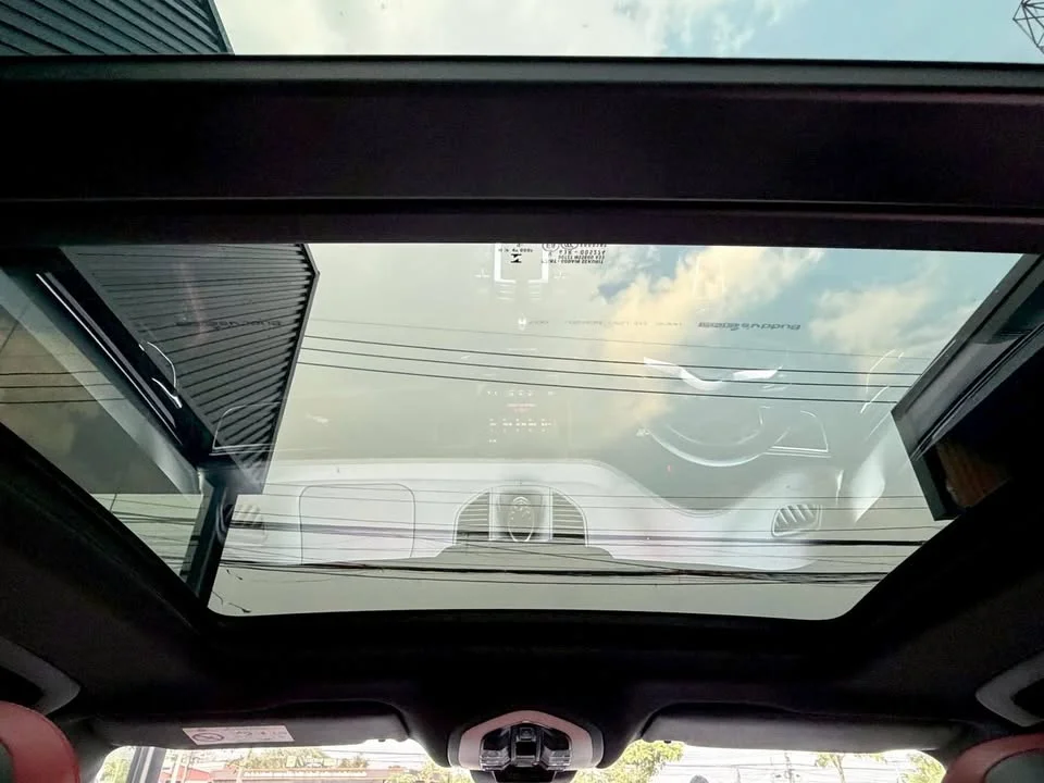 2016 Porsche Macan I 2