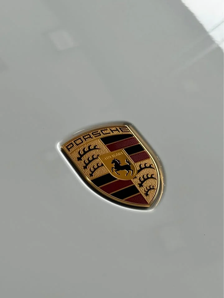 2023 Porsche Taycan 9J1 2