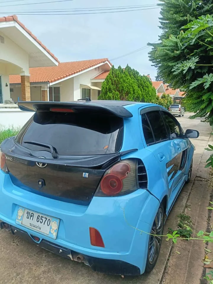 2007 Toyota Yaris II 2