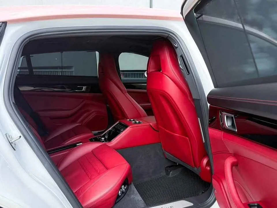 2017 Porsche Panamera II 2