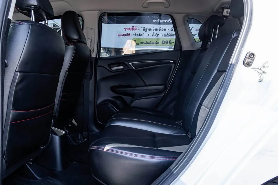 2020 Honda Jazz III 2