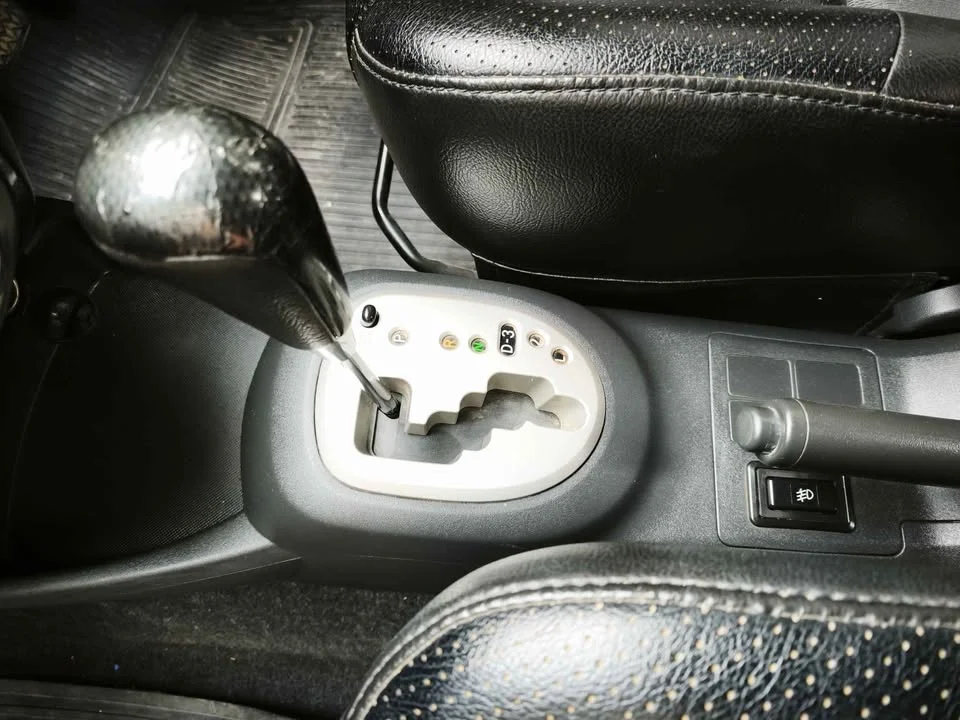 2007 Toyota Yaris II 2