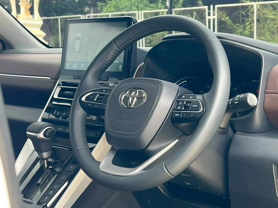 2023 Toyota Innova III 3