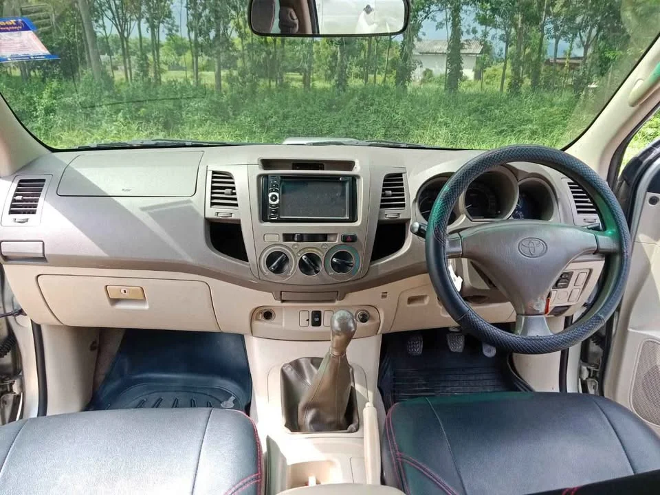 2006 Toyota Hilux VII 2