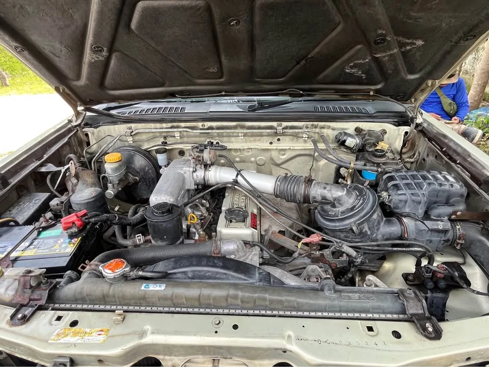 2001 Nissan Frontier I 2