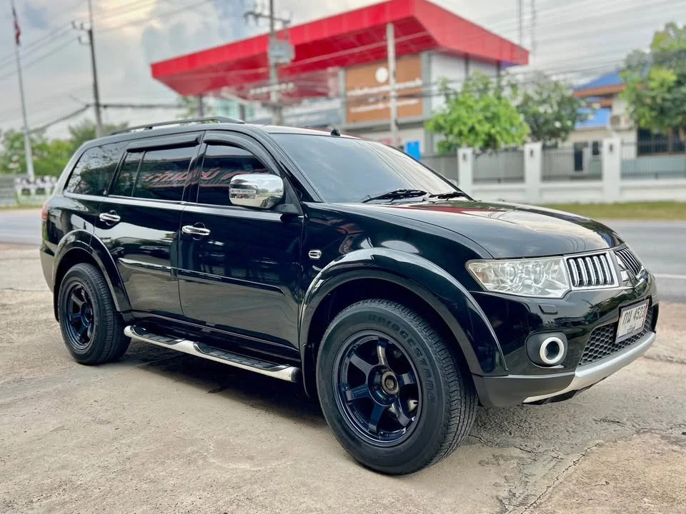 2012 Mitsubishi Pajero Sport II 3