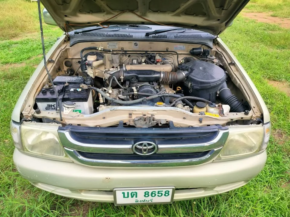 2002 Toyota Hilux Tiger VI 2