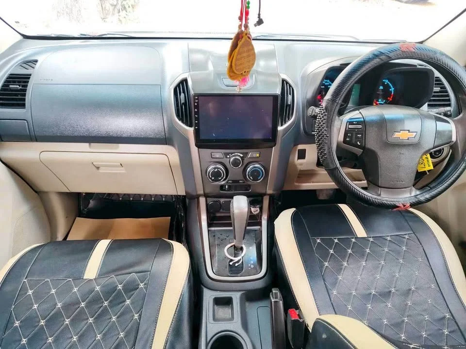 2013 Chevrolet TrailBlazer II 2
