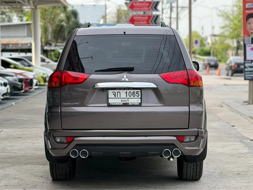 2013 Mitsubishi Pajero Sport II 2