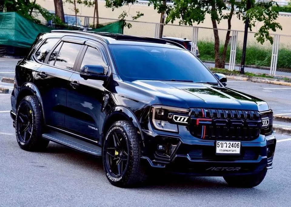 2024 Ford Everest III 2