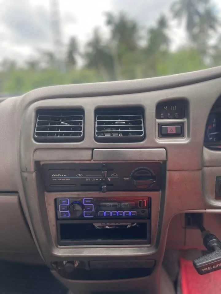 2004 Toyota Hilux Tiger VI 3