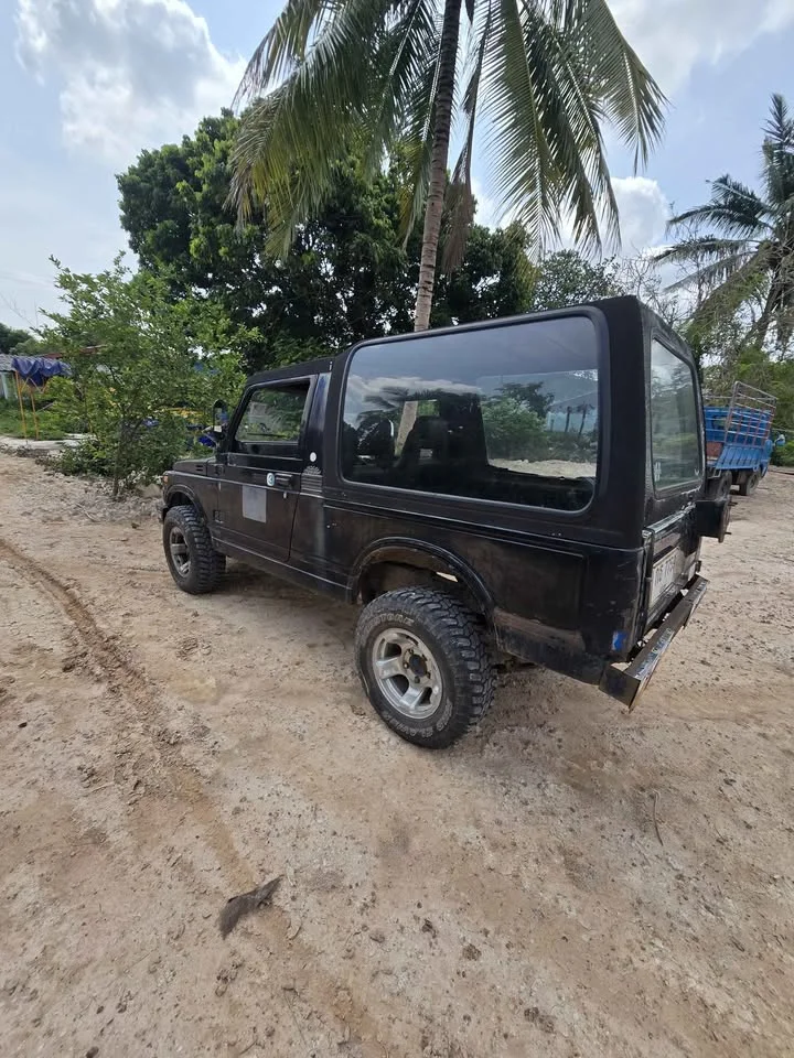 1990 Suzuki Caribian II 3