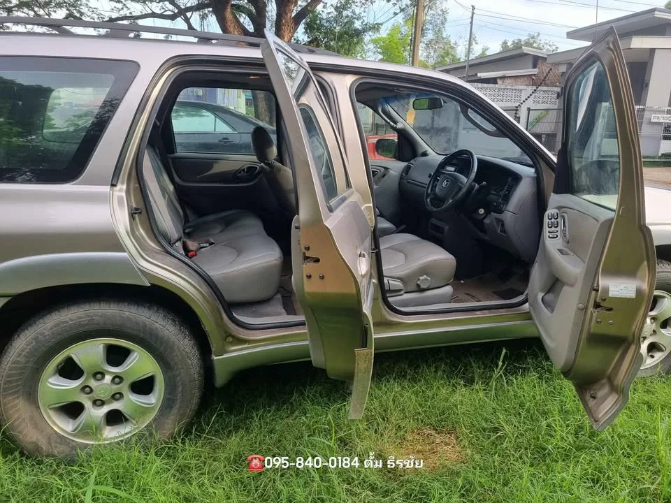 2003 Mazda Tribute I 3